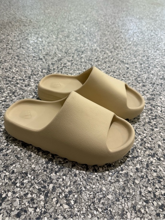 adidas Shoes - adidas YZY slides - color: bone 2022 release - size 7